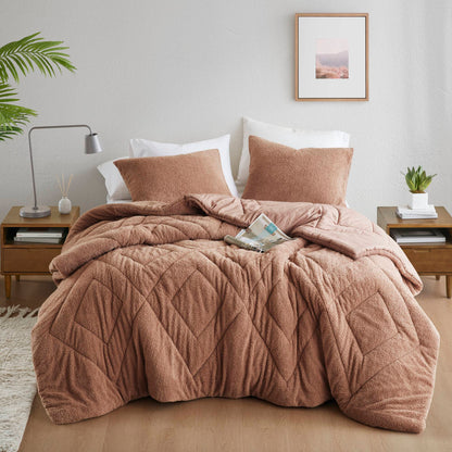 Double Diamond Quilted Teddy Comforter Set