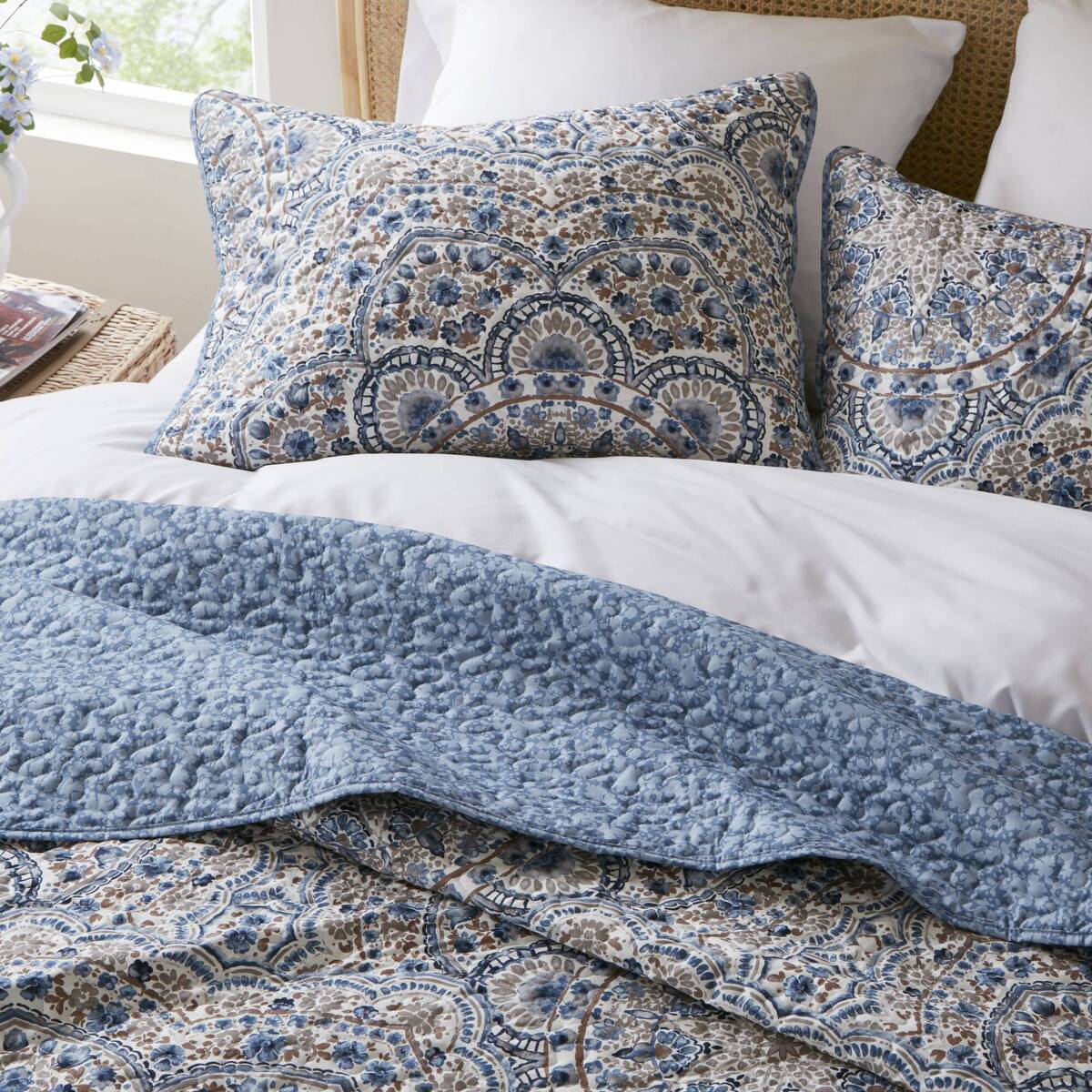 Floral Boho Quilt Set, Reversible Bedding Set