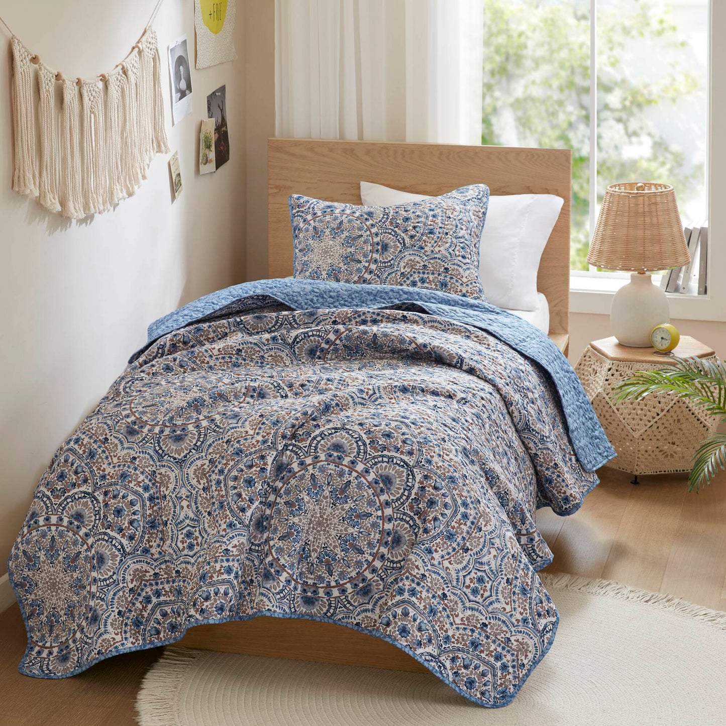 Floral Boho Quilt Set, Reversible Bedding Set