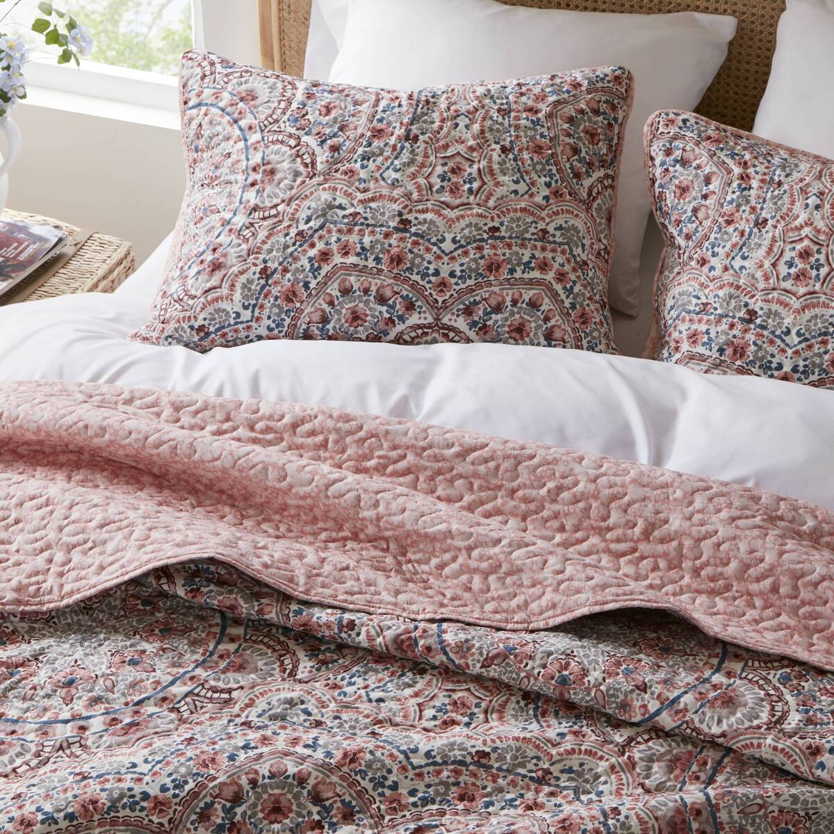 Floral Boho Quilt Set, Reversible Bedding Set