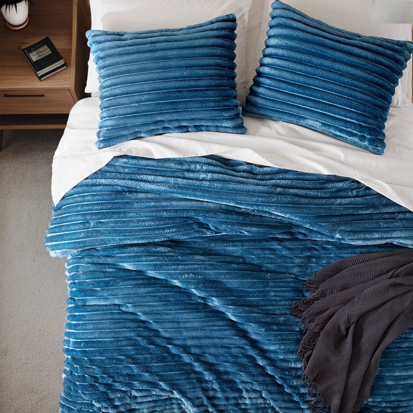 Fluffy Ribbed Plush Comforter Set