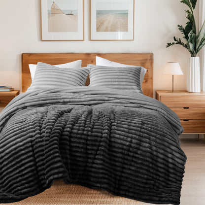Fluffy Ribbed Plush Comforter Set