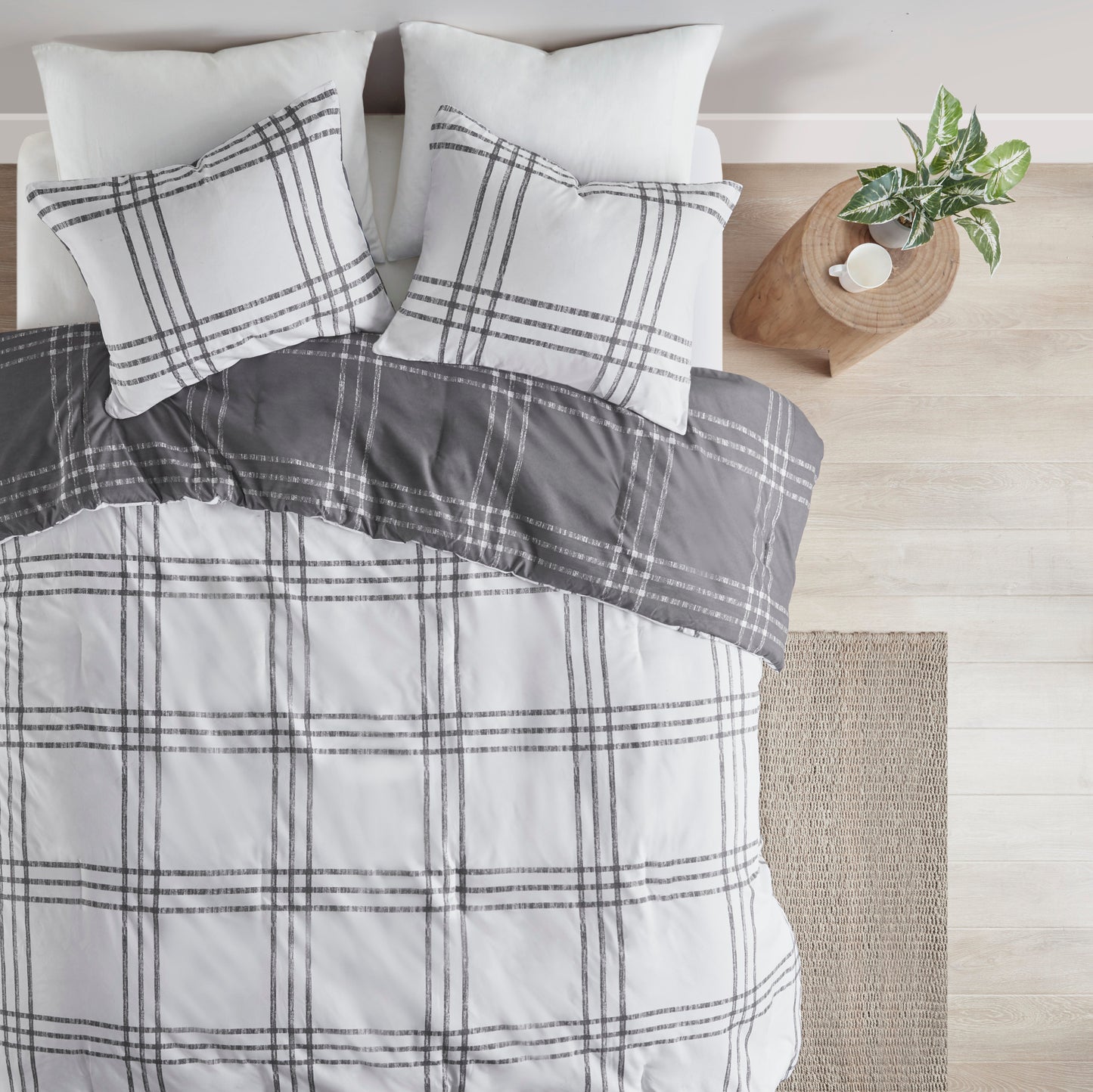 Plaid Reversible Comforter Set