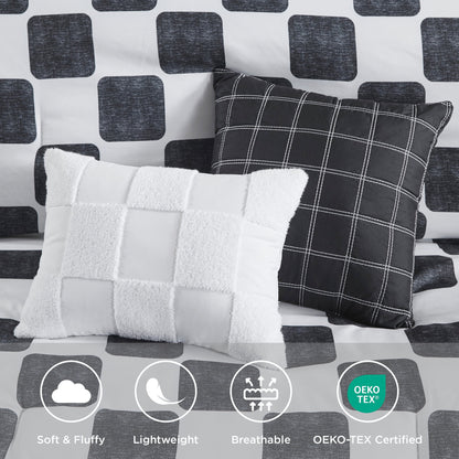 Black/White Checkered Comforter Set