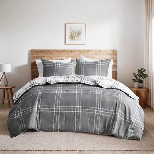 Intelligent Design Full/Queen Reversible Comforter Set Soft Down Alternative in Windowpane Plaid Print