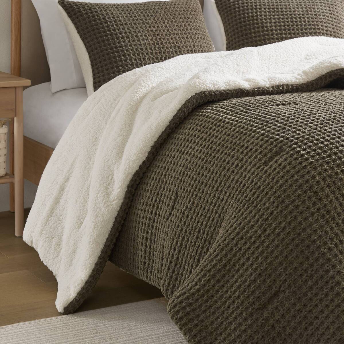 Waffle-Knit Chenille Comforter Set