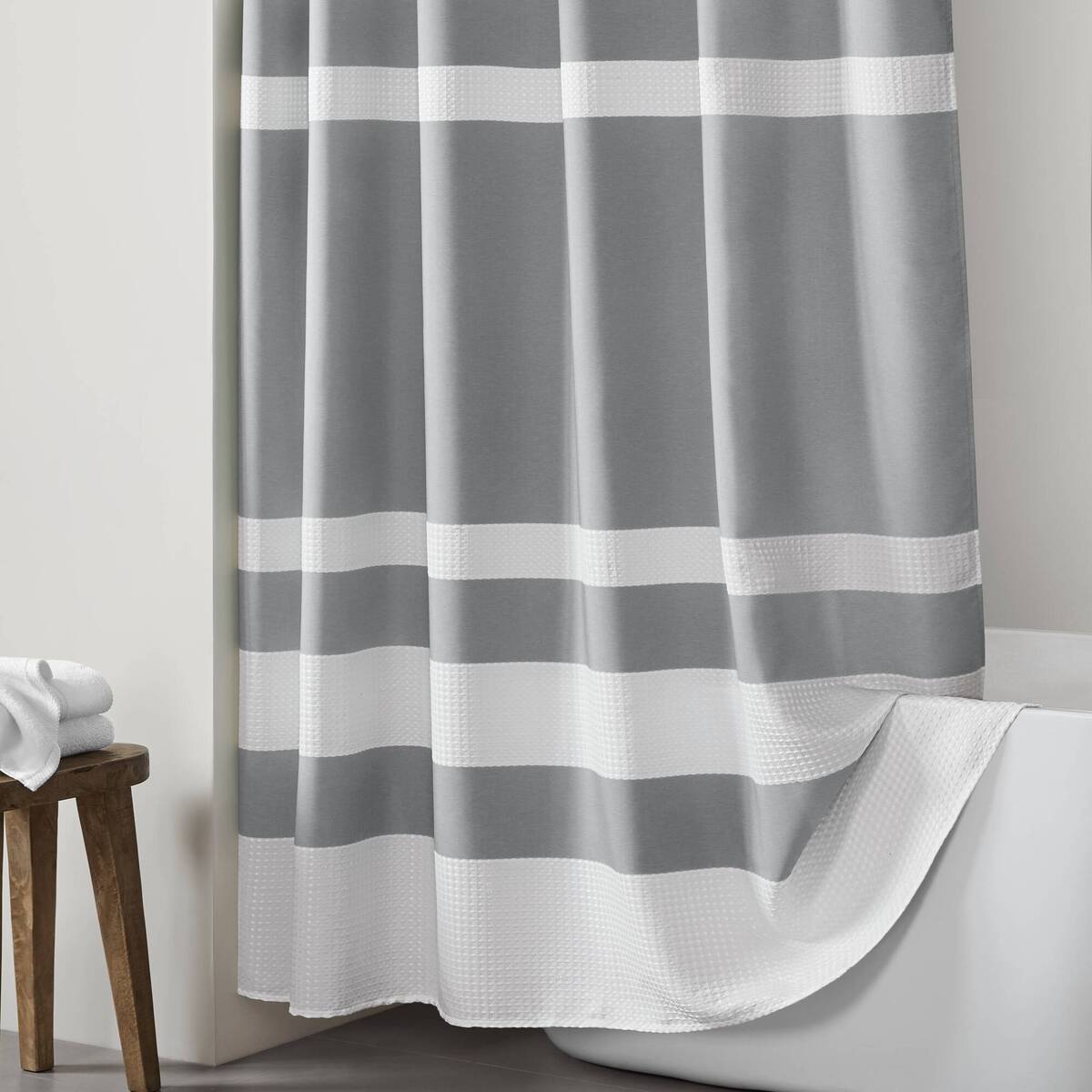 Modern Striped Shower Curtain with 3M Treatment