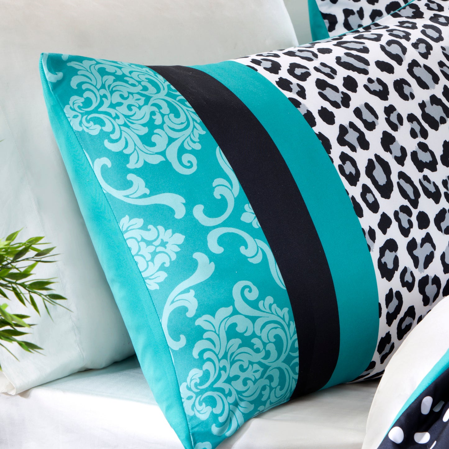 Dorm Bedding Sets with Decor Pillow