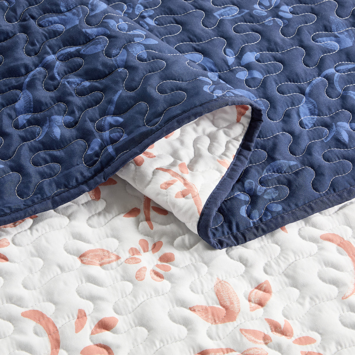 Elava Floral Medallion Quilt Mini Set