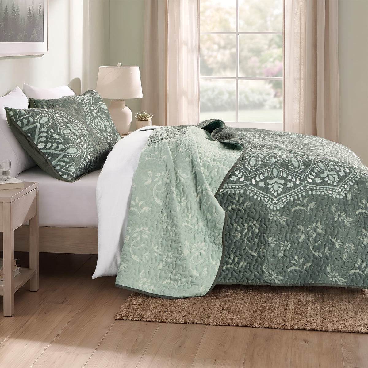 Elava Floral Medallion Quilt Mini Set