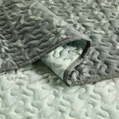 Elava Floral Medallion Quilt Mini Set