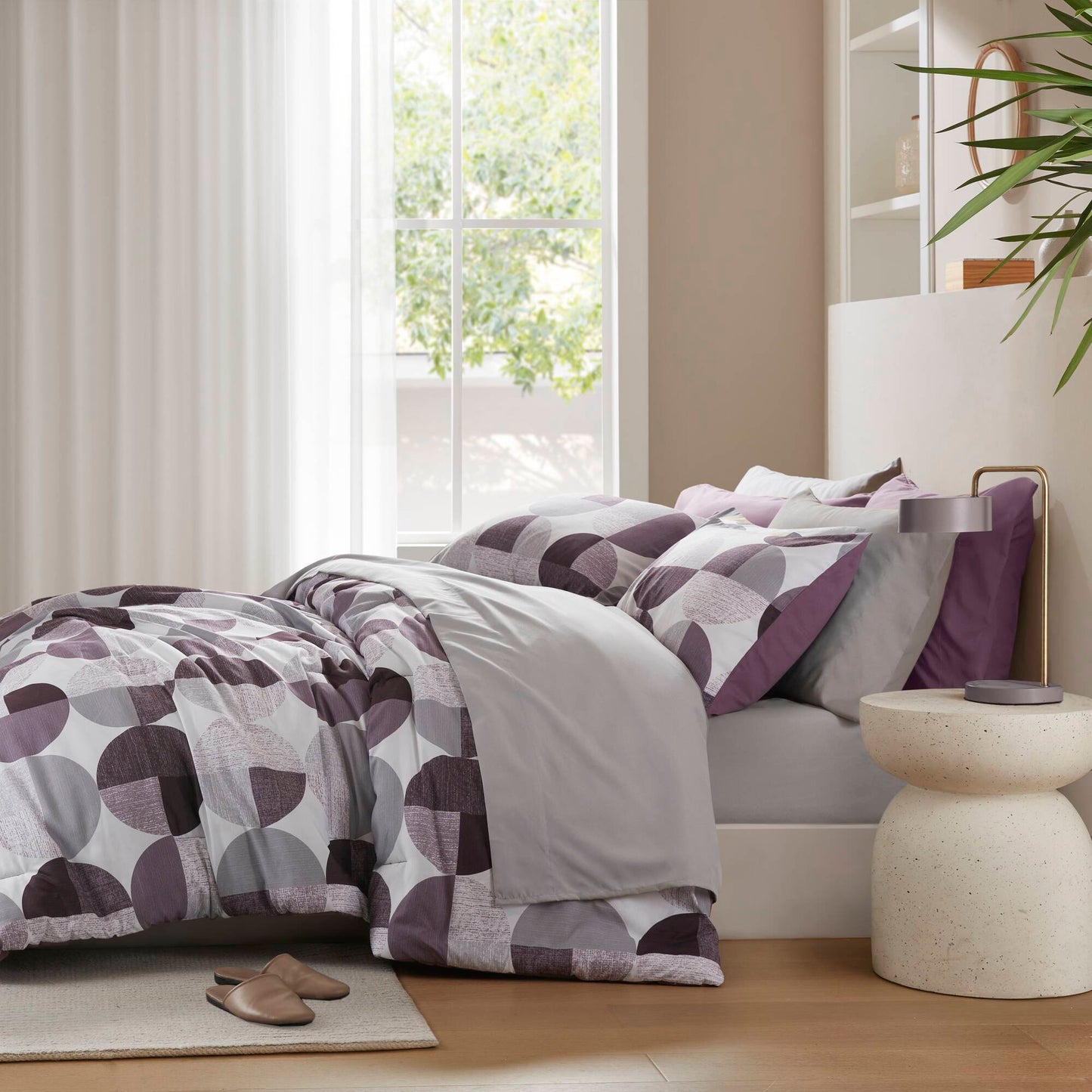 Round Geometric Print Comforter Set, Bed-in-a-Bag Bedding Set