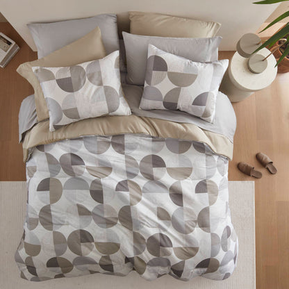 Round Geometric Print Comforter Set, Bed-in-a-Bag Bedding Set