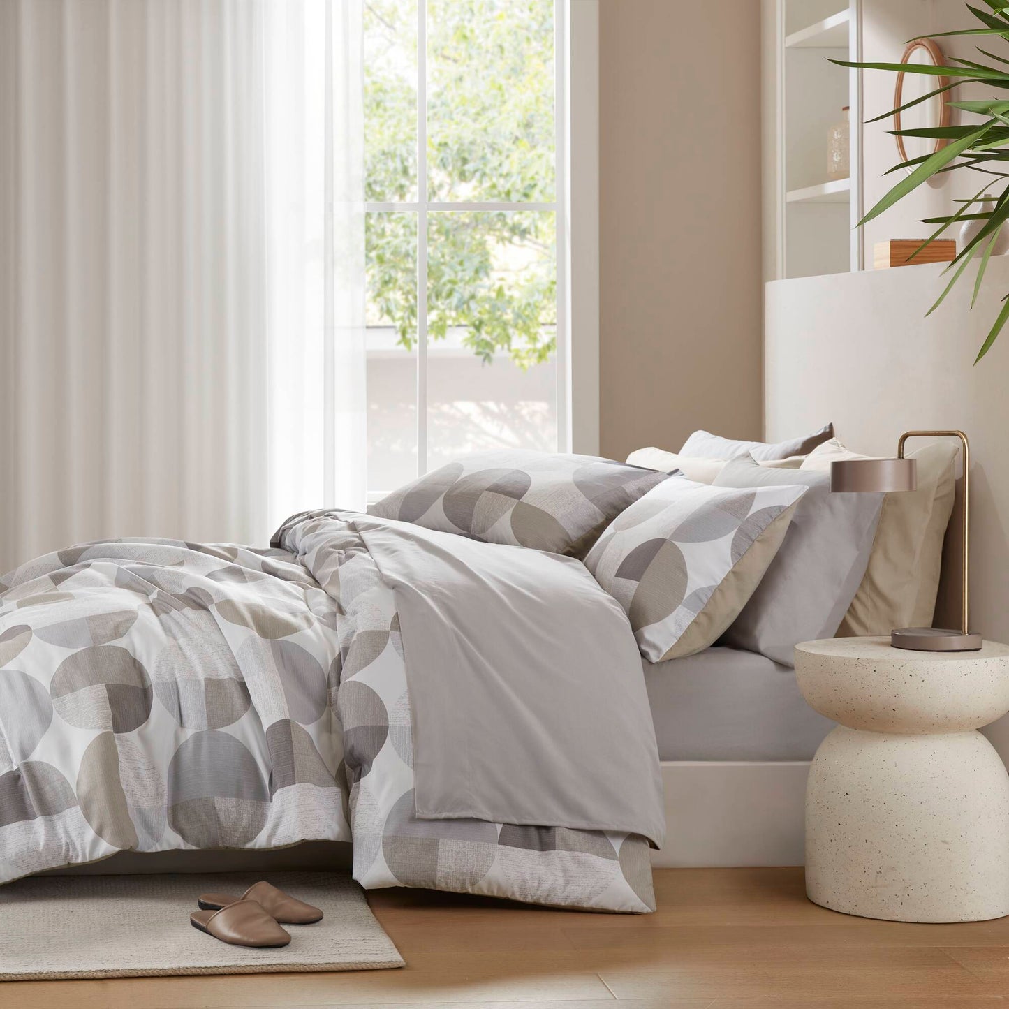 Round Geometric Print Comforter Set, Bed-in-a-Bag Bedding Set