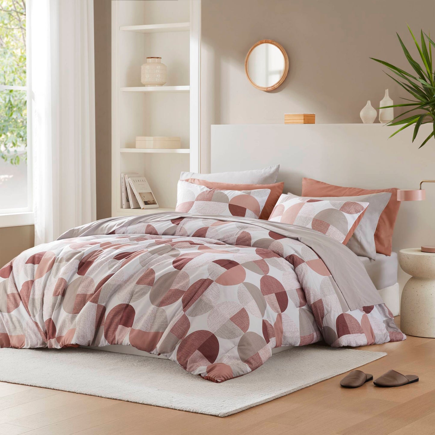 Round Geometric Print Comforter Set, Bed-in-a-Bag Bedding Set