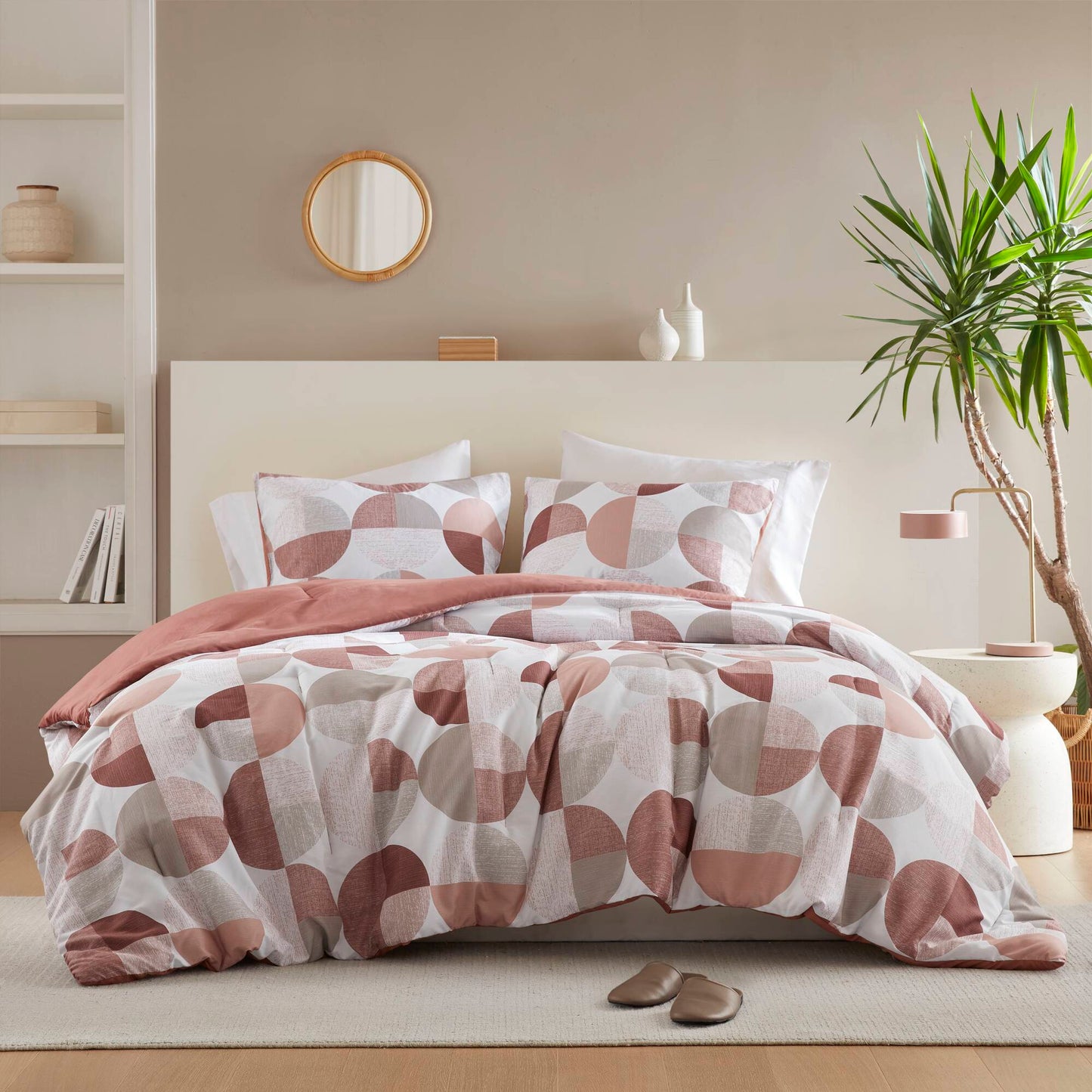 Round Geometric Print Comforter Set, Bed-in-a-Bag Bedding Set