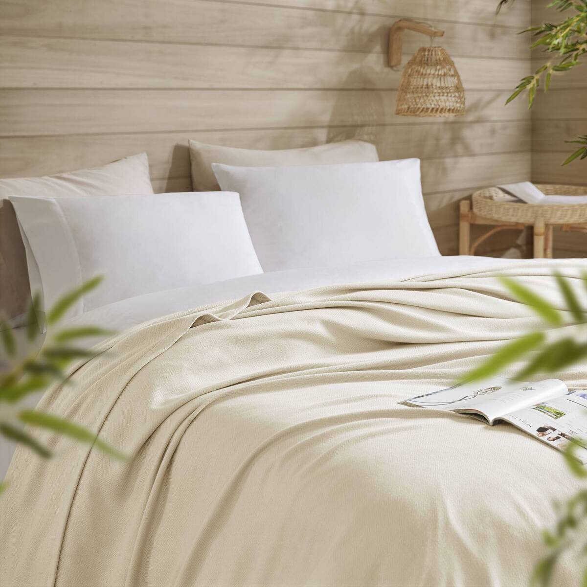 Rayon Diamond Jacquard Weave Cotton Blanket