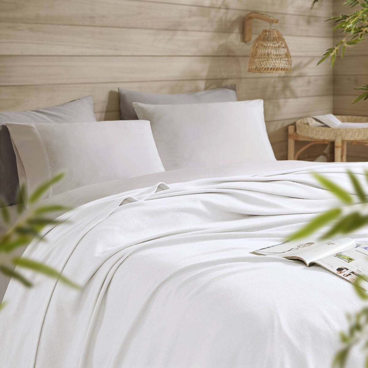 Rayon Diamond Jacquard Weave Cotton Blanket