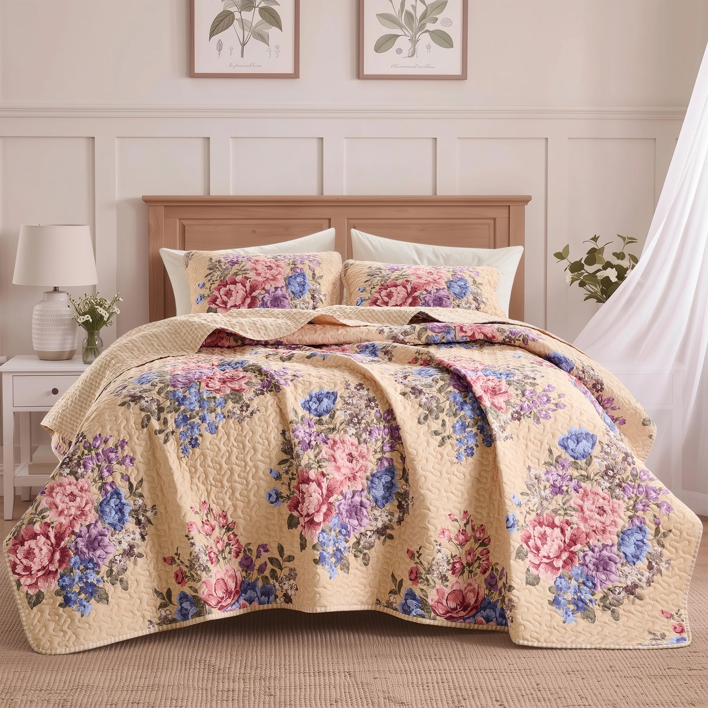 Farmhouse Quilt Set, Vintage Floral Quilt Set with Reversible Beadspread and Shams
